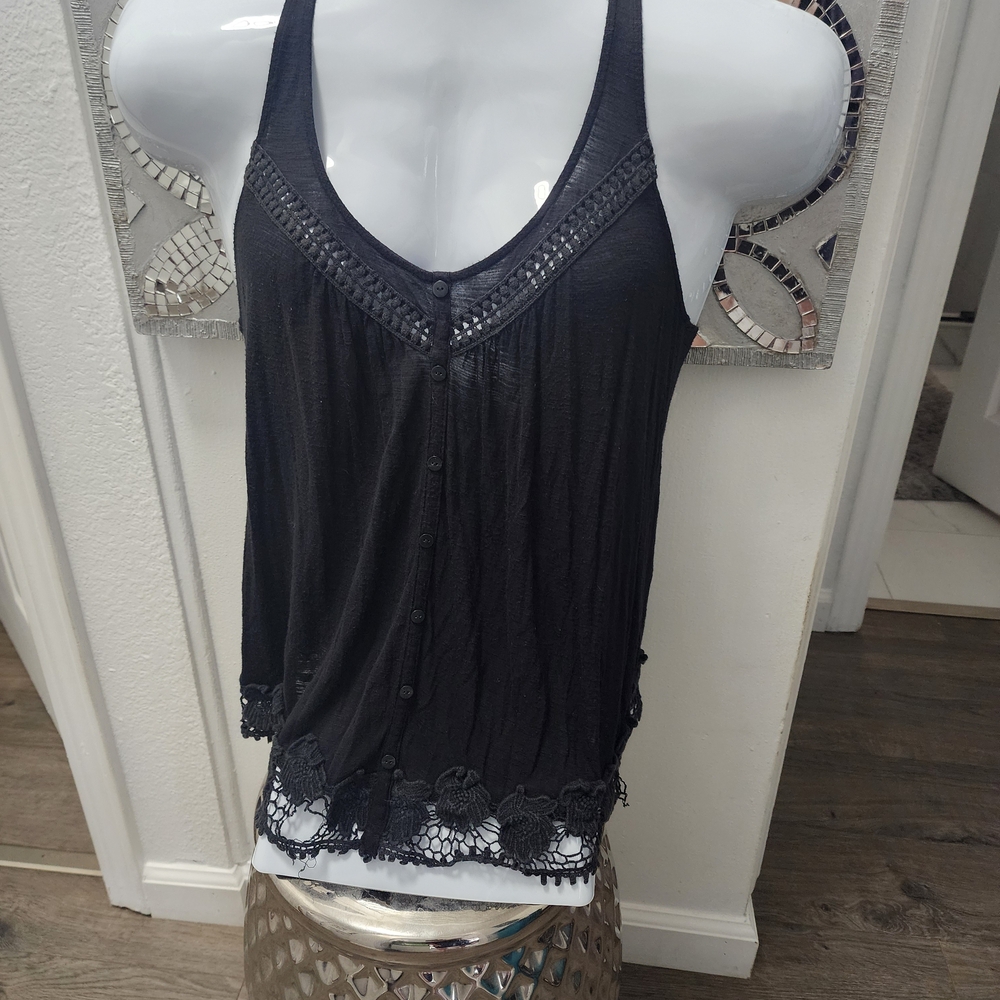 Chic Black Lace Trim Tank Top